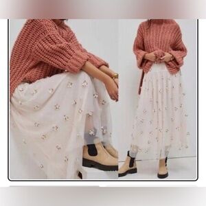 Elegant Cream Floral Maxi Skirt